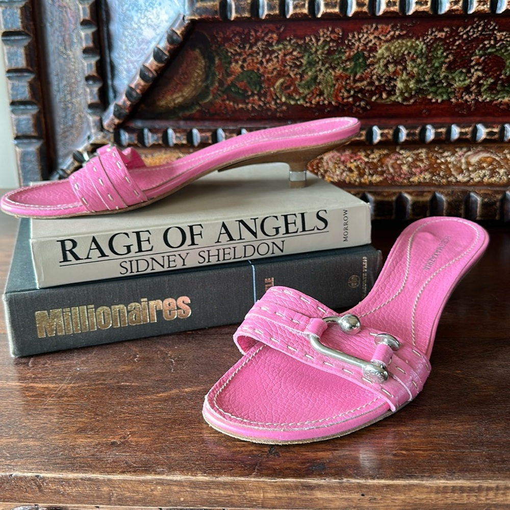 BCBG Maxazria Pink Kitten Heels 💗💕